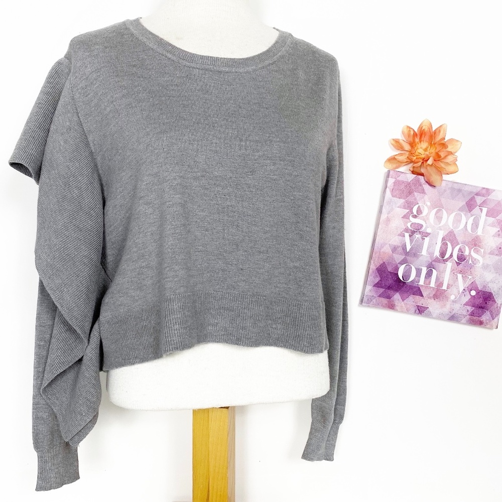 Zara Gray Crew Neck Sweater